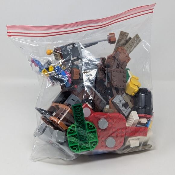 LEGO Assorted Mario Parts and Bricks - Picture 2 of 2